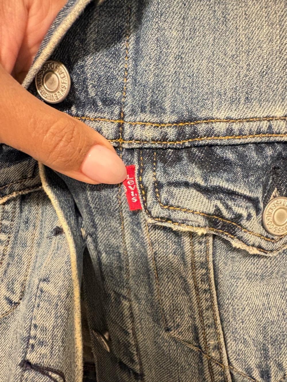 Levi's Light Blue Denim Jacket XS- Special edition floral label - Picture 2 of 4
